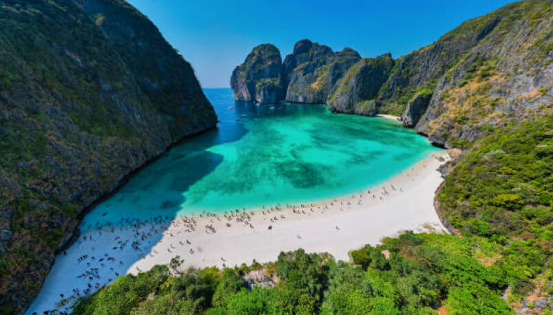 Phi Phi Island: Half Day Tour by Longtail Boat